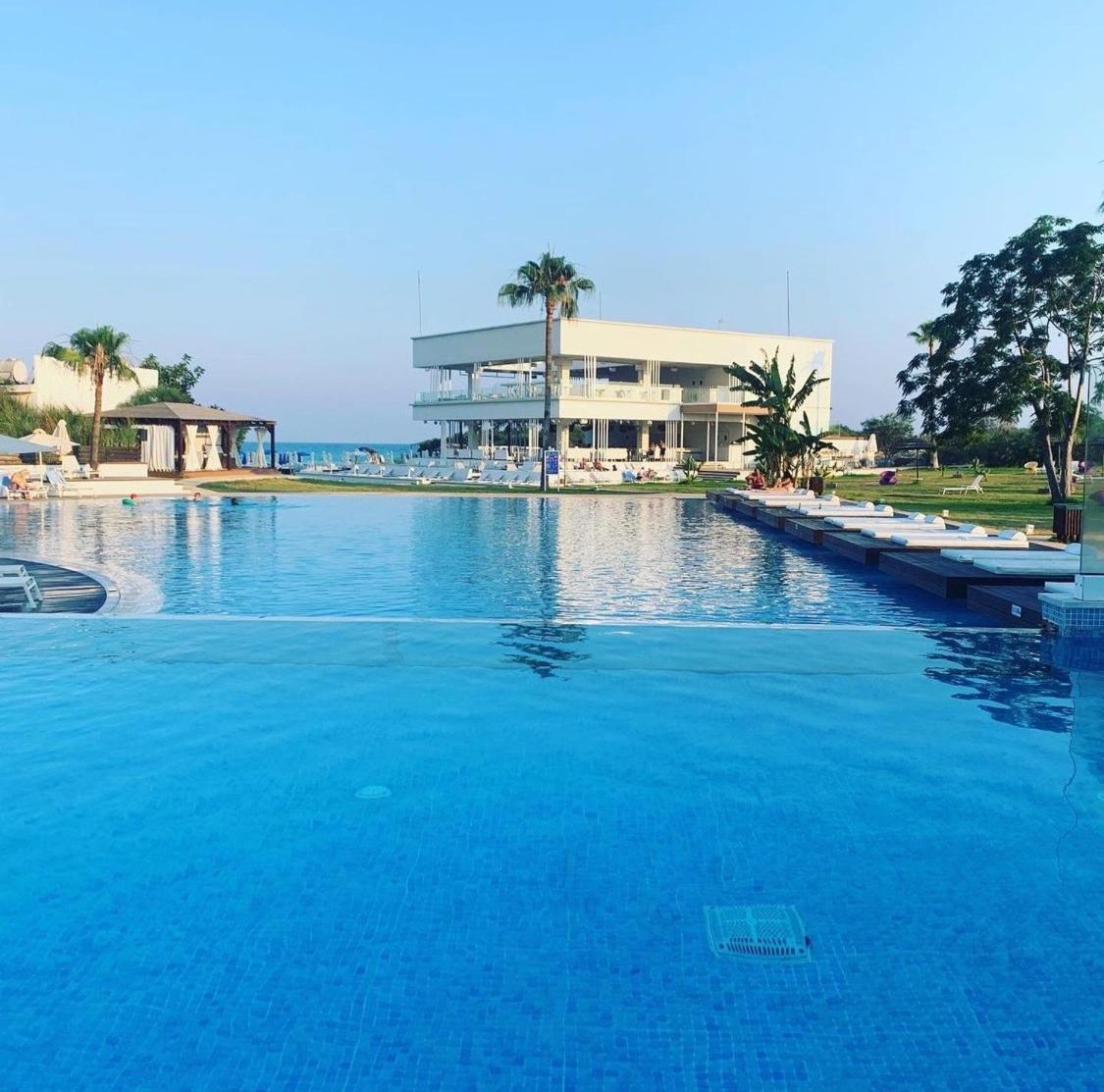 So Nice Beach Resort Aya Napa Dış mekan fotoğraf