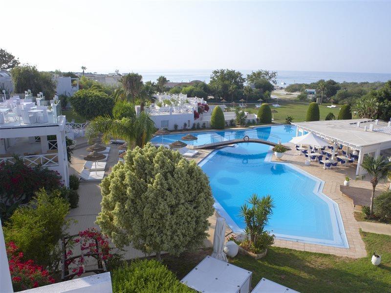 So Nice Beach Resort Aya Napa Dış mekan fotoğraf